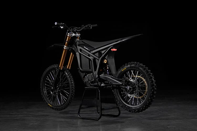 Talaria Komodo in Stealth Black
