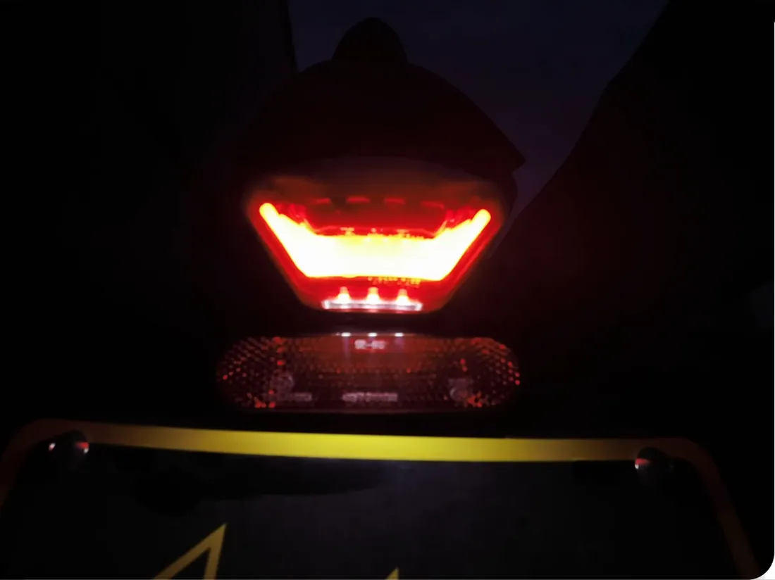 Light Bee X LED tail light